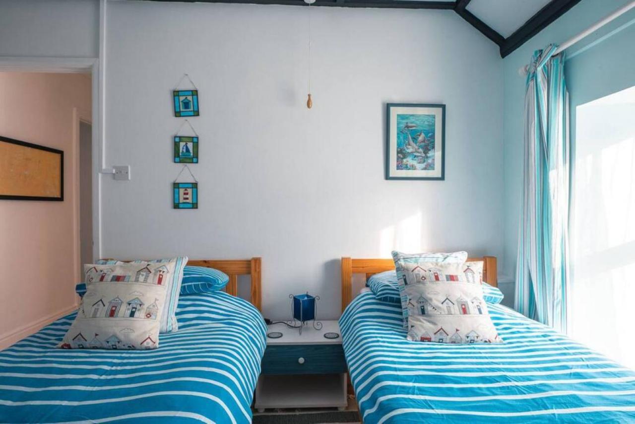 Cosy Welsh Cottage In St Davids Centre With Garden Exterior foto