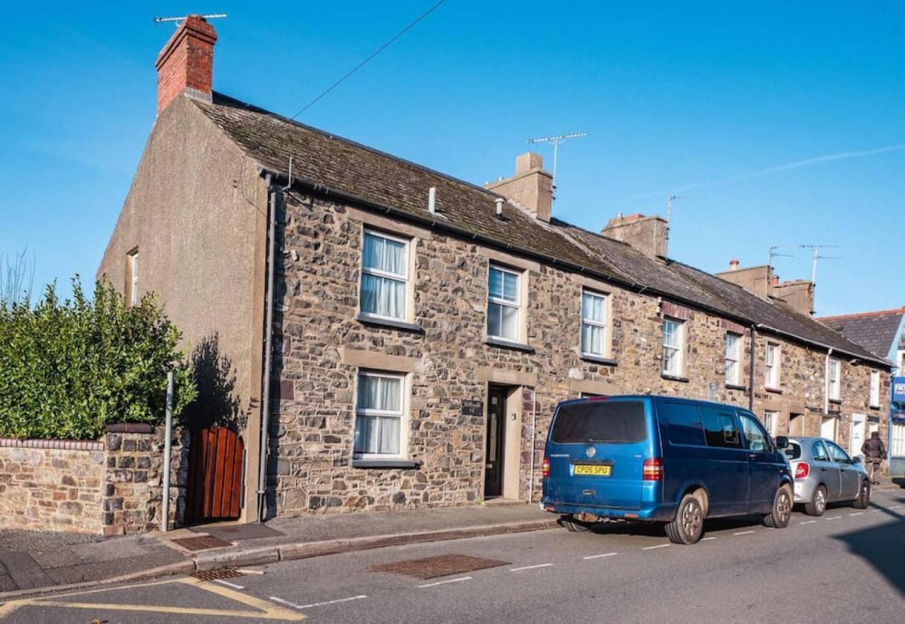 Cosy Welsh Cottage In St Davids Centre With Garden Exterior foto